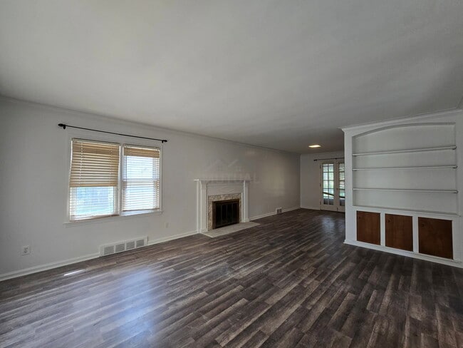 Photo - 22419 Fairway Dr