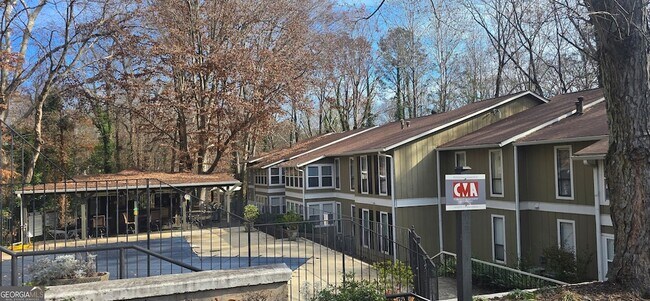 Building Photo - 5151 Roswell Rd Unit 8