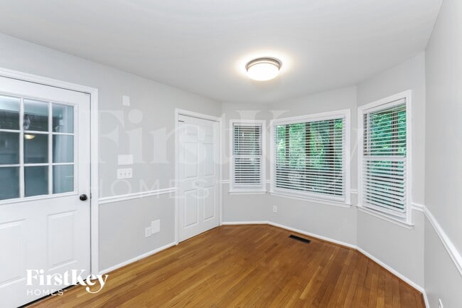 Photo - 6713 Thornwood Ct