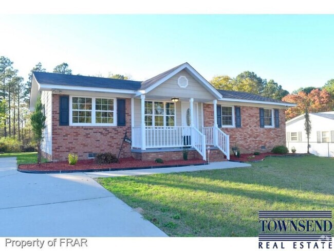 Building Photo - 658 Woodburn Dr Rental