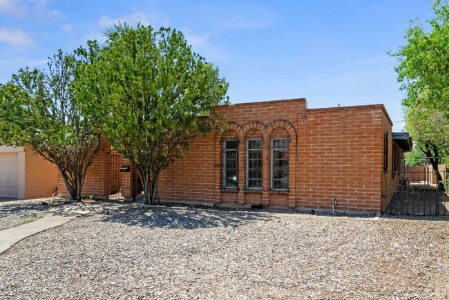 Photo - Great Home in the Heart of Tucson, AZ!