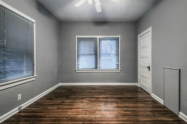 Photo - 2091 Summit St Unit 2091-2091.5