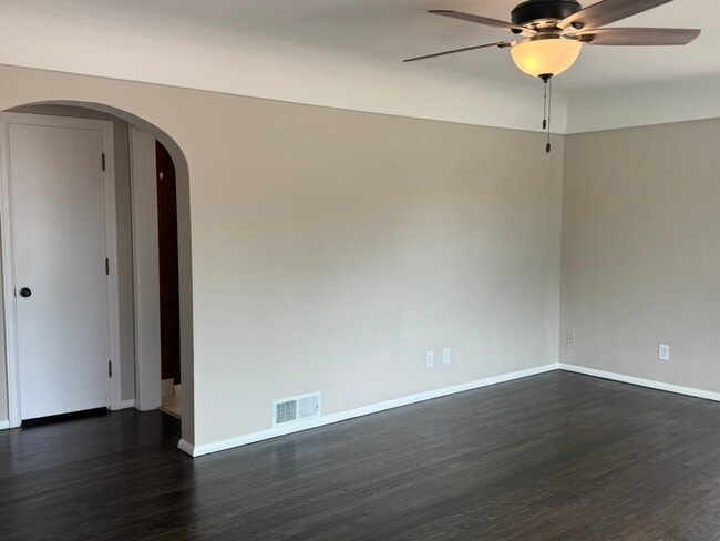 Photo - 2025 Wyoming Ave