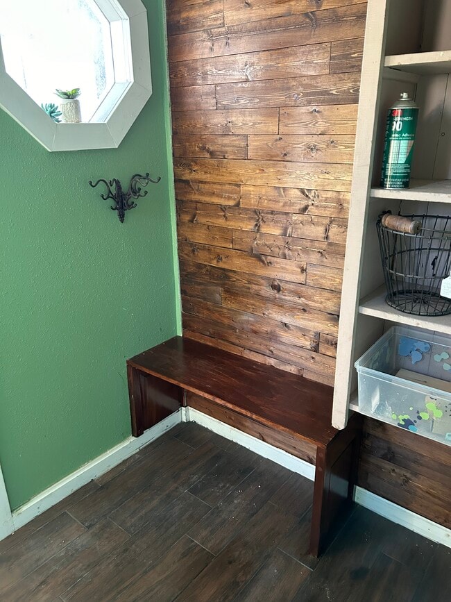 Entryway (street) - 243 N 3rd St Unit A