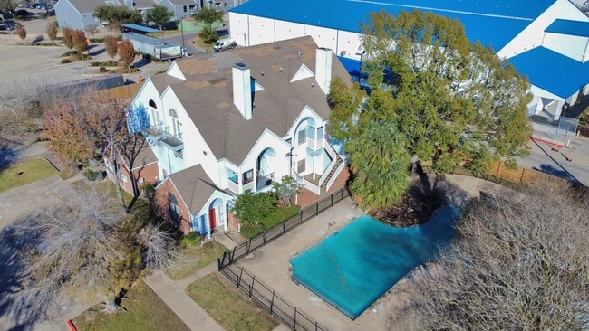 Building Photo - 14550 Fonmeadow Dr Unit 1504