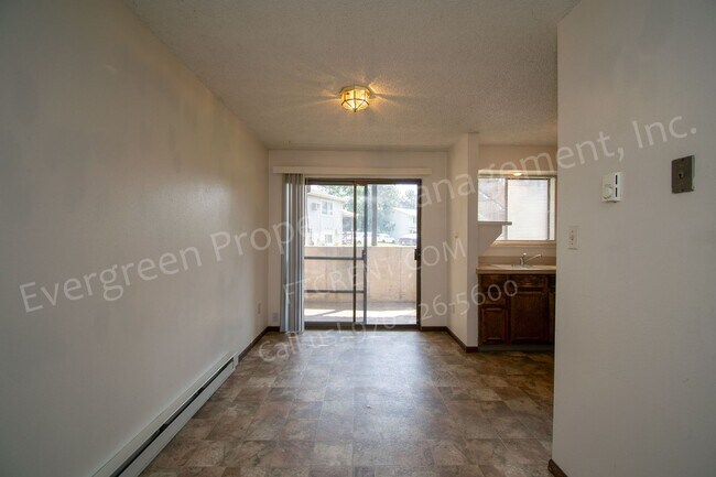 Photo - 1636 E Pitkin St Unit B