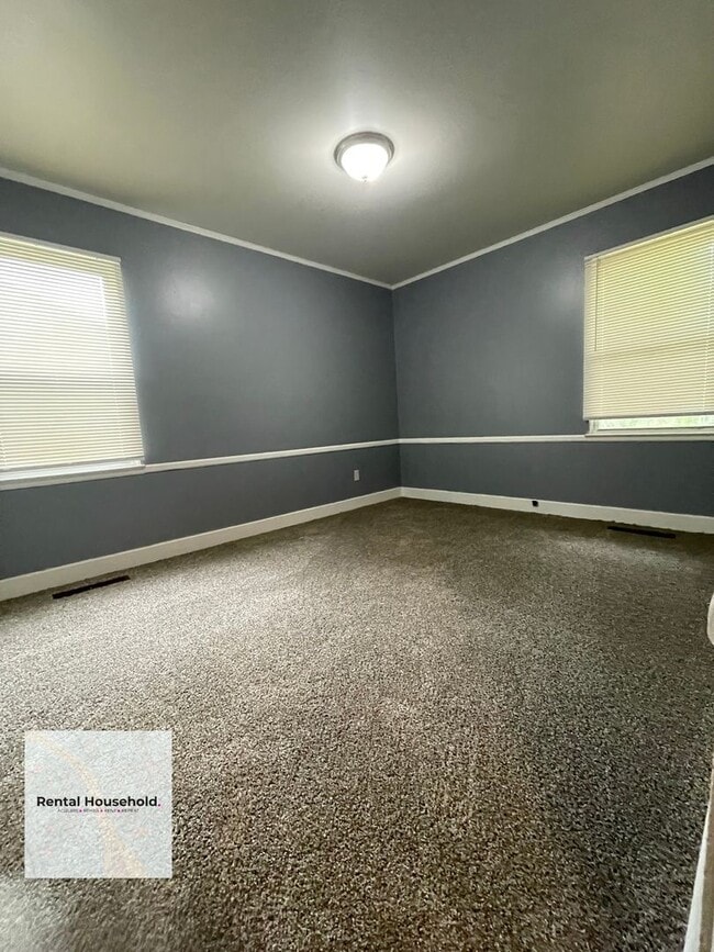 Photo - 2-Bedroom Ranch Move-In Ready!!