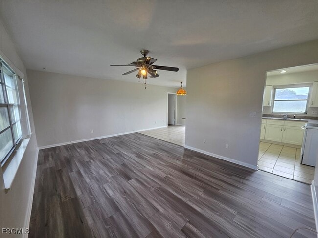 Photo - 1507 Medford Pl