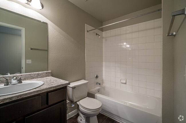 Chaumiere - 2 habitaciones, 2 baños - 1,199 pies cuadrados - CHATEAUX NORMANDIE