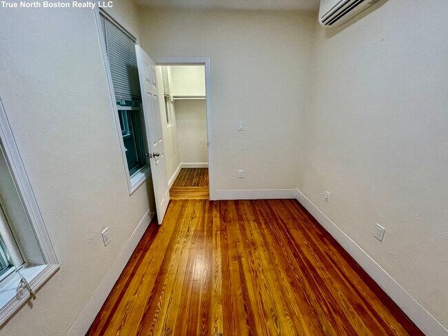 Photo - 207 Princeton St Unidad 1