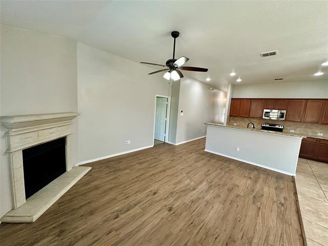 Photo - 905 Silverthorne Dr
