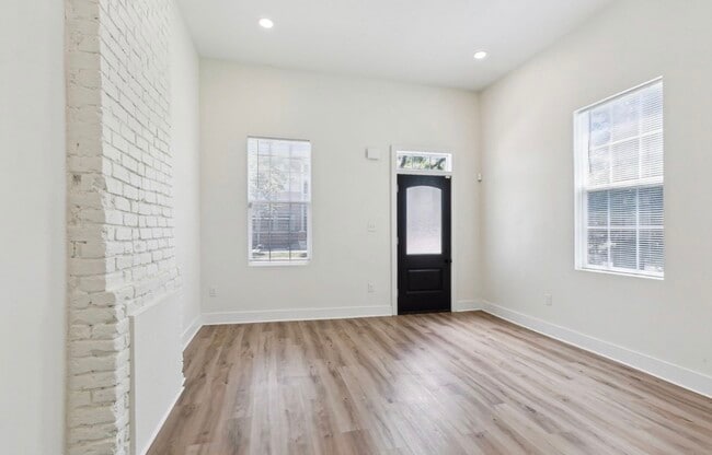 Photo - 2024 Bienville St