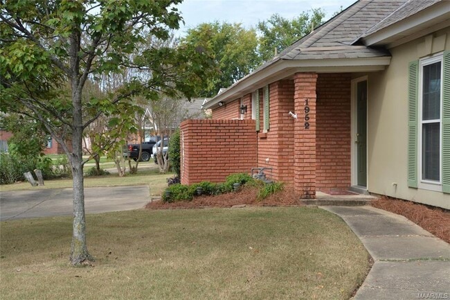 Photo - 1952 Woodrun Dr