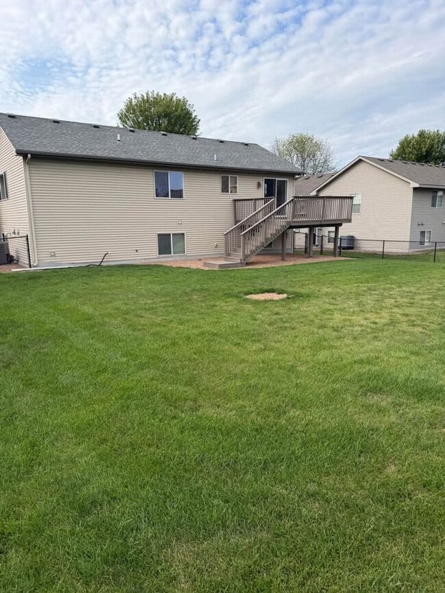 Photo - 908 Firethorne Trail