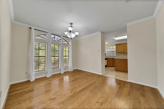 Photo - 33134 Old Hempstead Rd