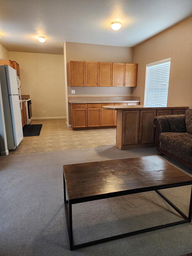 Building Photo - 601 24th St Rental
