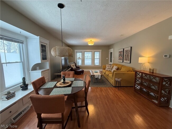 Photo - 3842 Parkdale Rd