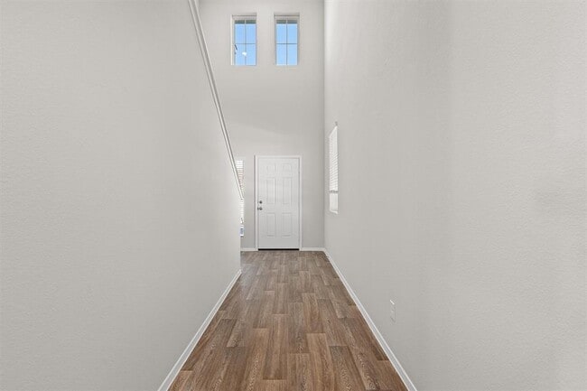 Photo - 2713 Towy Rd