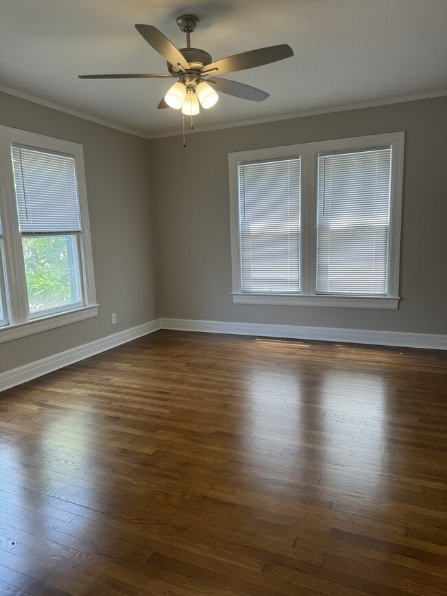 Photo - 202-204 S Zetterower Ave