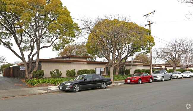 Photo - Fernmar Studios