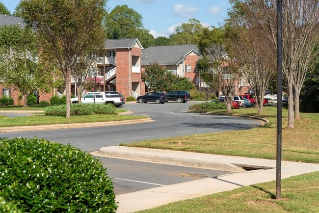 Photo - Hey Asheboro....1 Bedroom 1 Bath $1099/mo ...