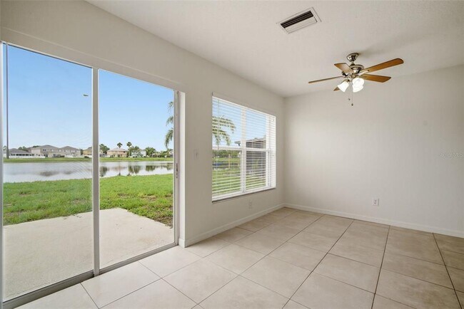 Photo - 10604 Lakeside Vista Dr