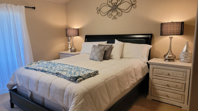 Photo - 4800 Copeland Cir Unit ID1045085P