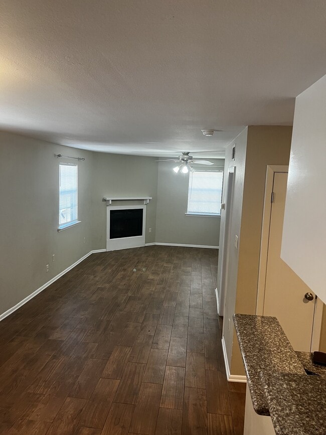 Photo - 725 Heavens Dr Unit 4