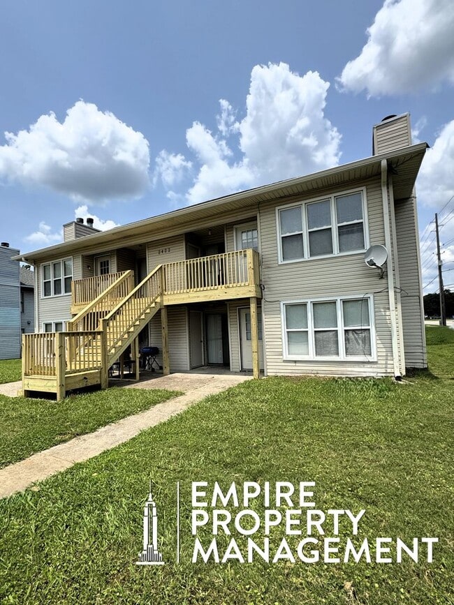 Building Photo - Move In Special: 1/2 Off 1st Month's Rent!! Unit C