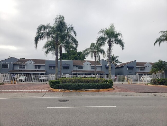 Building Photo - 6960 NW 173rd Dr Unit 701