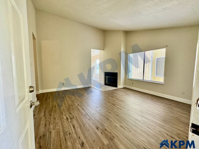 Spacious 2 Bed 2 Bath Lodi Condo Unit 25 - Condo for Rent in Lodi, CA ...