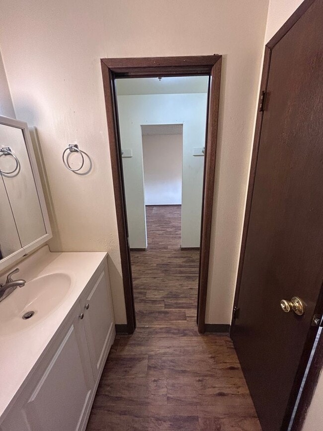 Photo - Dartmouth133 (KC-AM) Unit 4