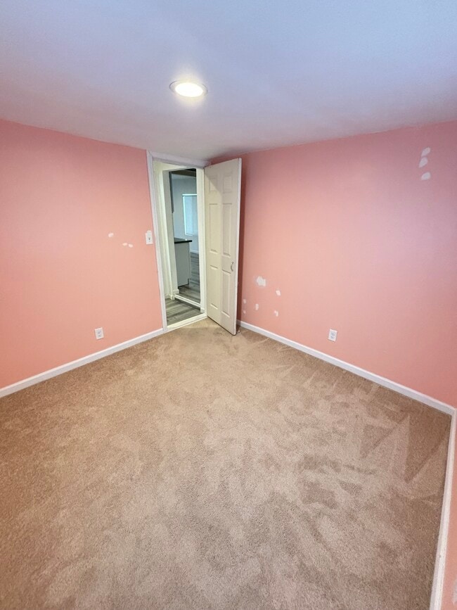 Photo - 1851 E 43rd St