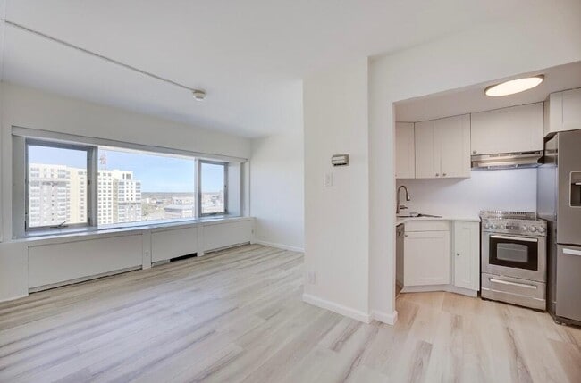 Photo - 555 E William St Condo Unit 16G