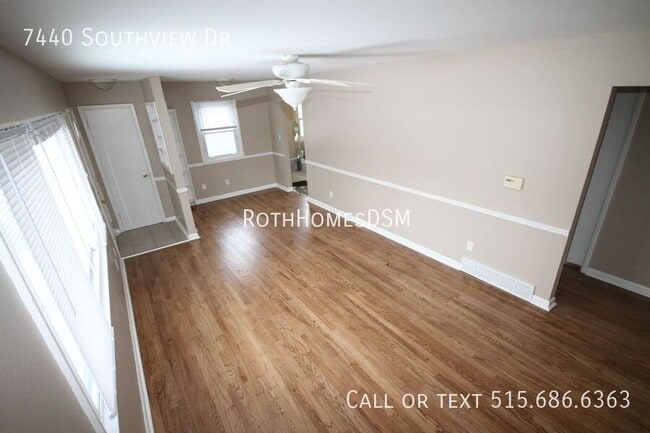 Photo - 7440 Southview Dr