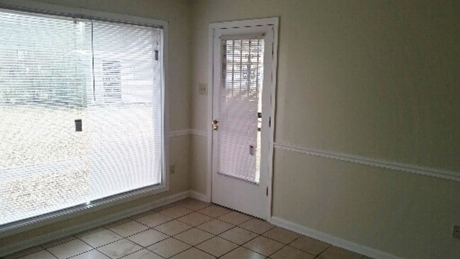 Photo - 2864 Randy Cove