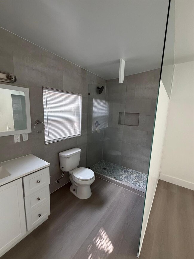 Photo - 4160 NE 15th Ave