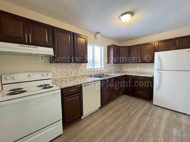 Photo - Parkside Apartments