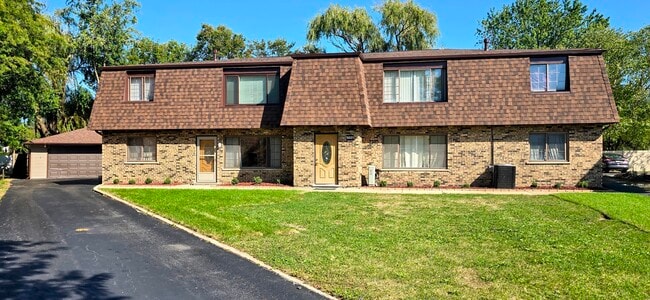 Building Photo - 16601 Jean Ln