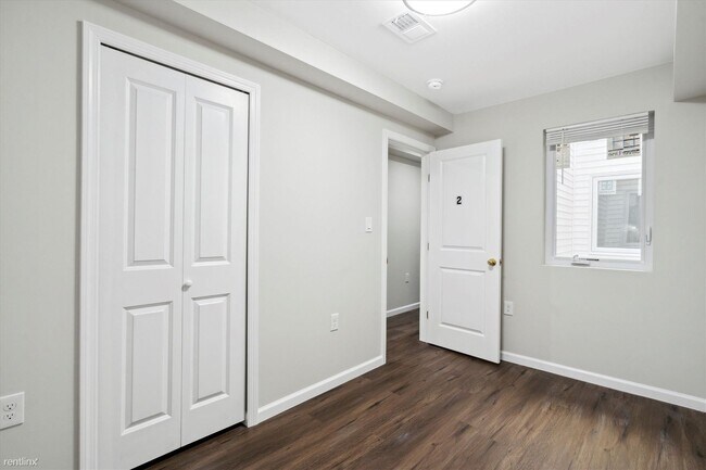 Photo - 3 br, 3 bath Triplex - 2025 N 16TH ST Unit... Unidad 101