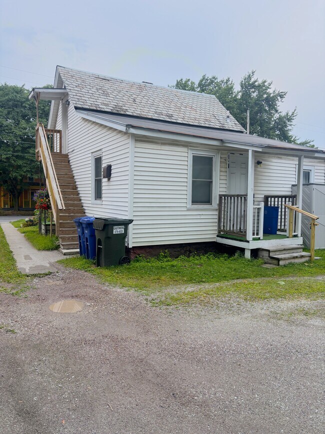 104 N Champlain St Unit 3