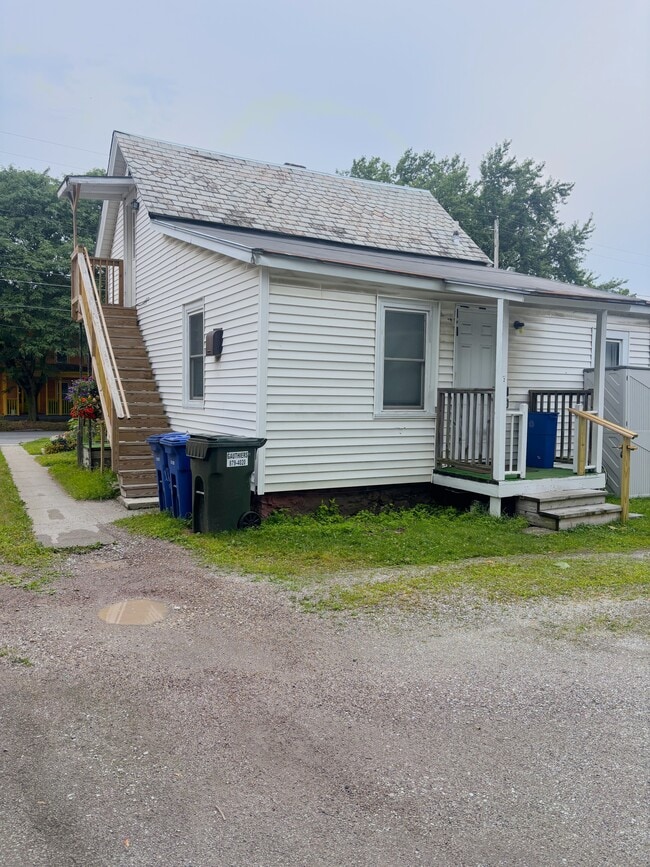 Photo - 104 N Champlain St Unit 3