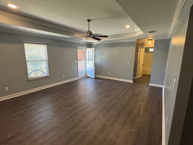 Photo - 1705 Pahl Ct