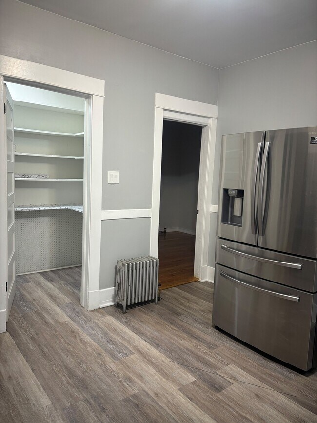 1815 Euclid Ave Unit 2ND FL