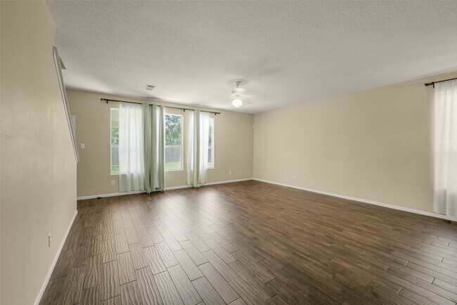 Photo - 19331 Harvest Stream Way