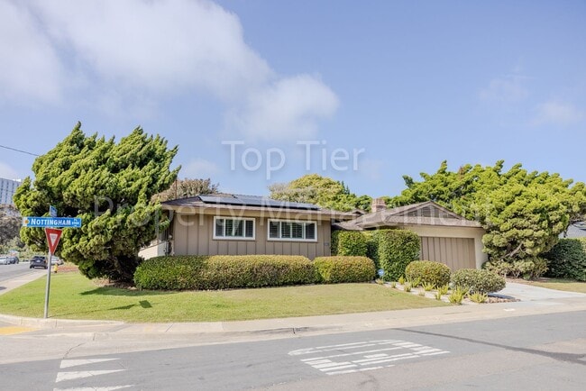 Charming Mid-Century Home | 4BR, 3BA | 2,4... - Charming Mid-Century Home | 4BR, 3BA | 2,4...