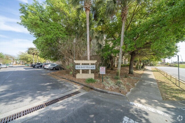 Building Photo - 251 Mattie M Kelly Blvd Unit 304 Rental