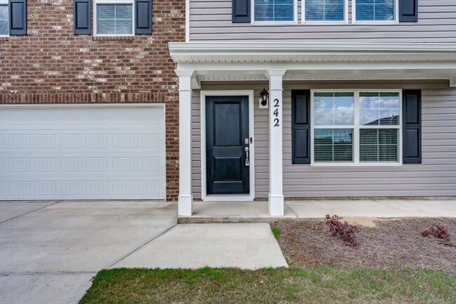 Photo - This home in Spring Haven is the perfect place to start your next chapter!