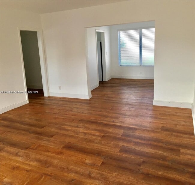 Building Photo - 545 74th St Unit 8 Rental