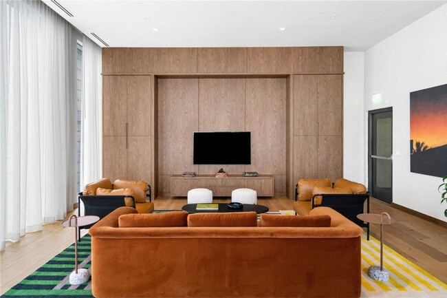 Photo - 601 N Miami Ave Unit SI ID1520397P